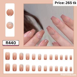 Nails - R440